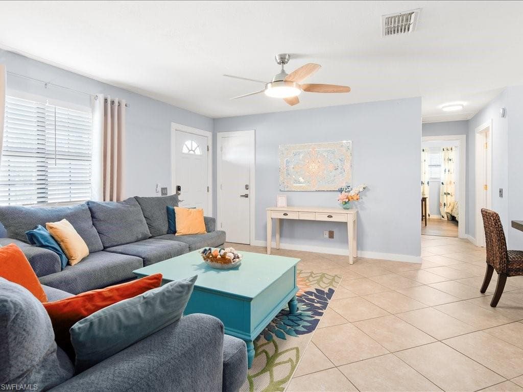 2469 Florida AVE, NAPLES FL 34112-10