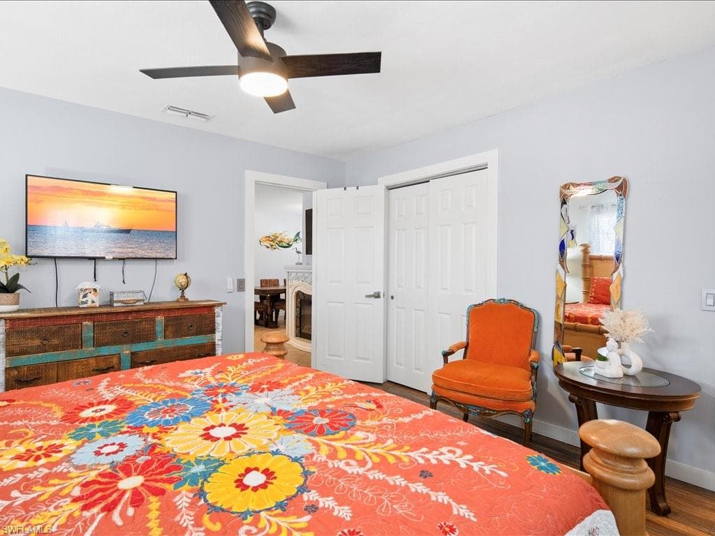 2469 Florida AVE, NAPLES FL 34112-18