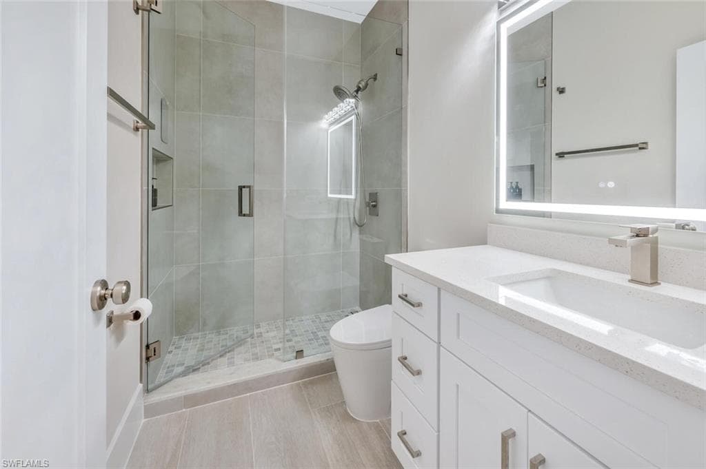 8260 Laurel Lakes BLVD, NAPLES FL 34119-29