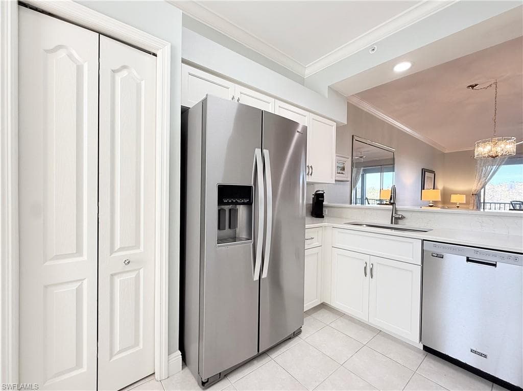 8555 Naples Heritage DR # 234, NAPLES FL 34112-2