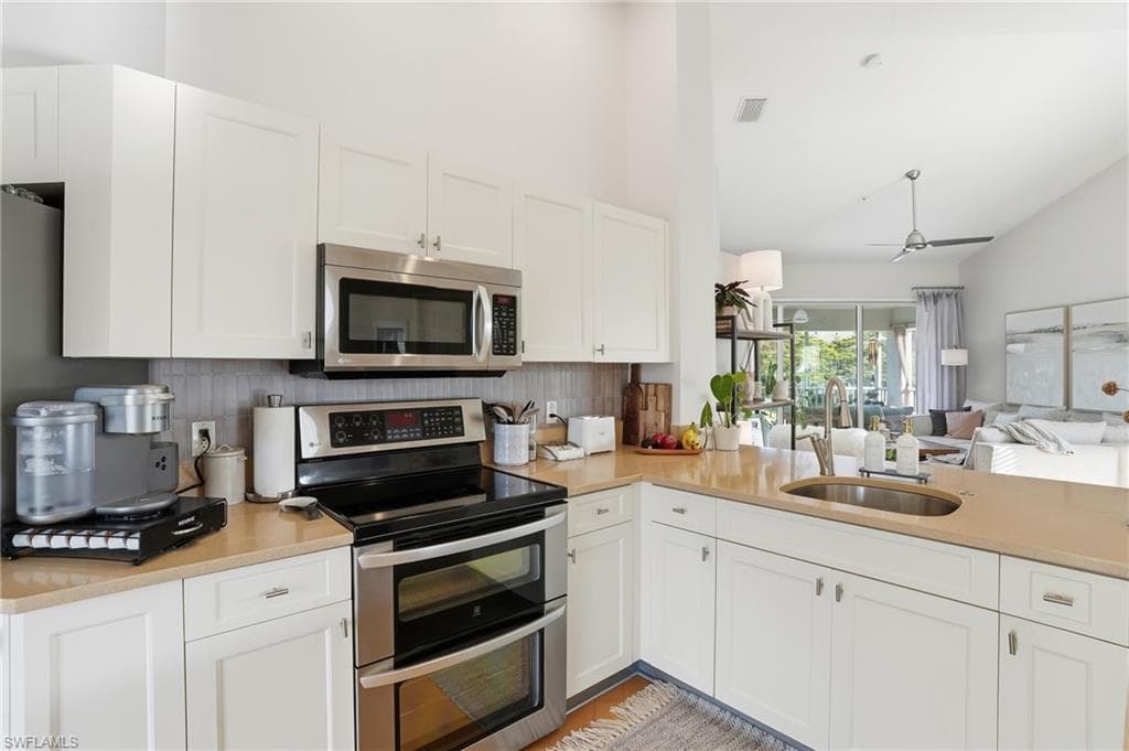 5435 Worthington LN # 204, NAPLES FL 34110-17