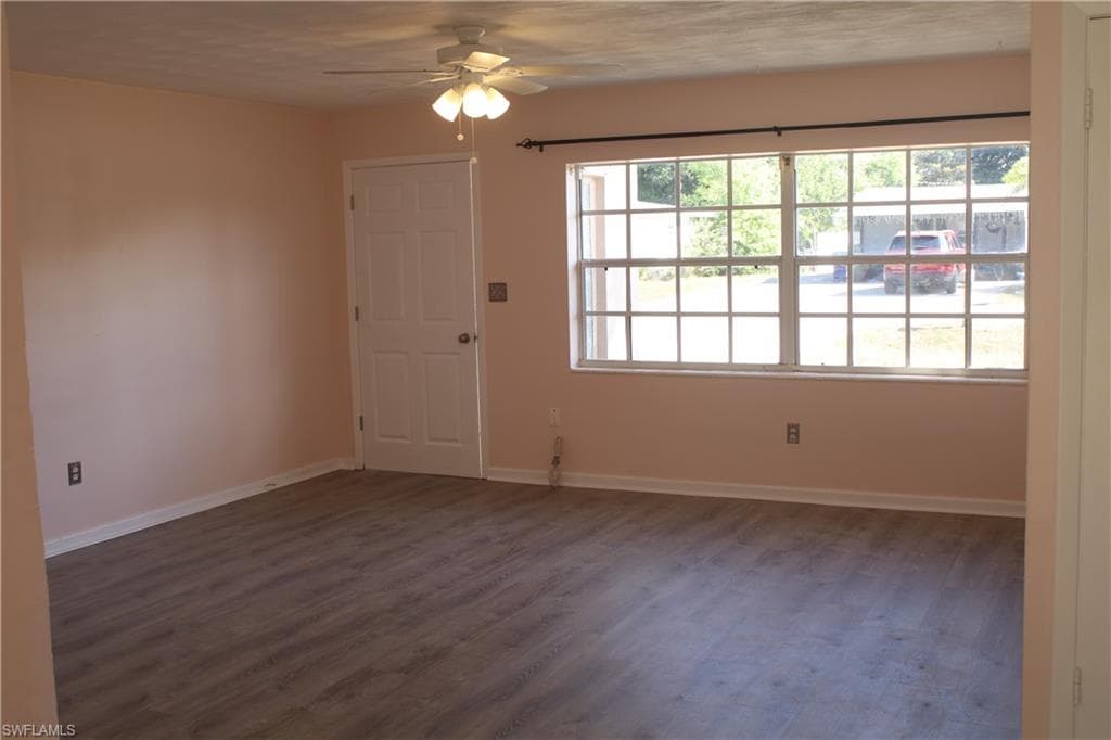 382 Ottumwa AVE-15
