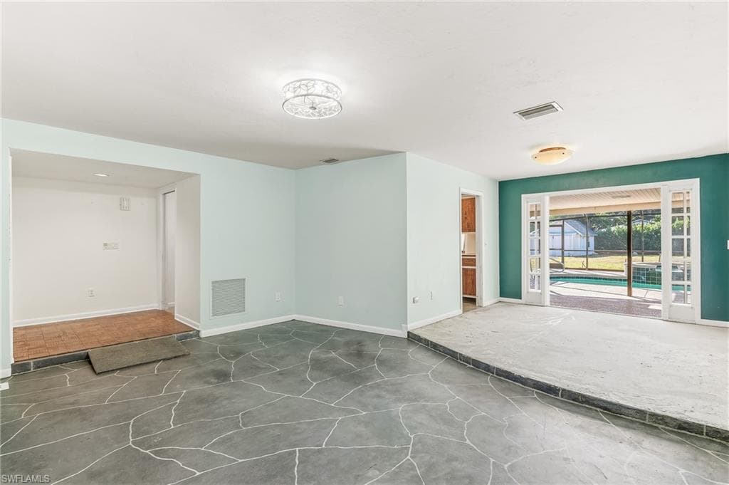 1670 Braman AVE, FORT MYERS FL 33901-2