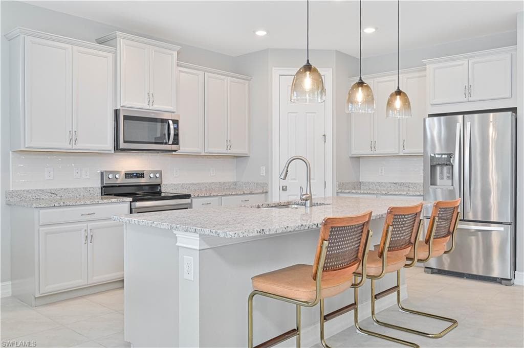 3132 Royal Gardens AVE, FORT MYERS FL 33916-1