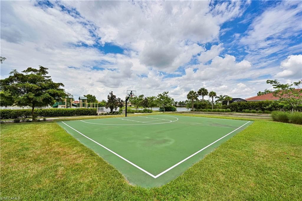 3132 Royal Gardens AVE, FORT MYERS FL 33916-42