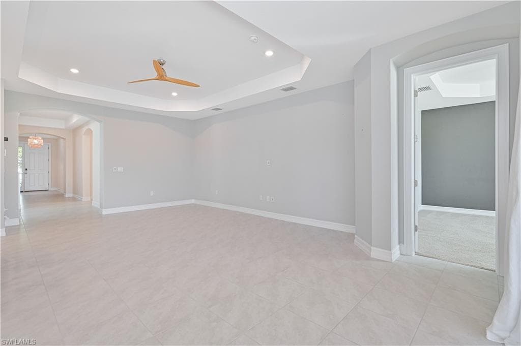 3132 Royal Gardens AVE, FORT MYERS FL 33916-10