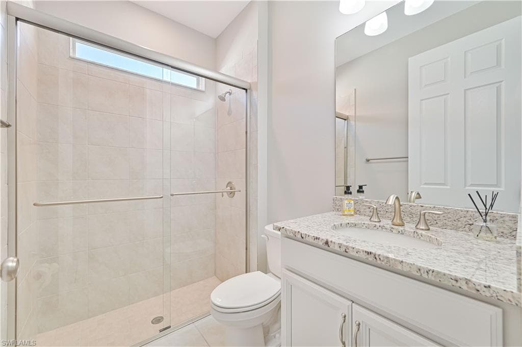 3132 Royal Gardens AVE, FORT MYERS FL 33916-28