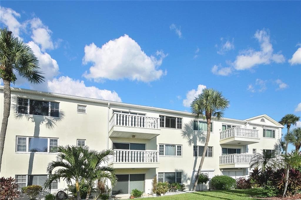 13511 Stratford Place CIR # 302, FORT MYERS FL 33919-46
