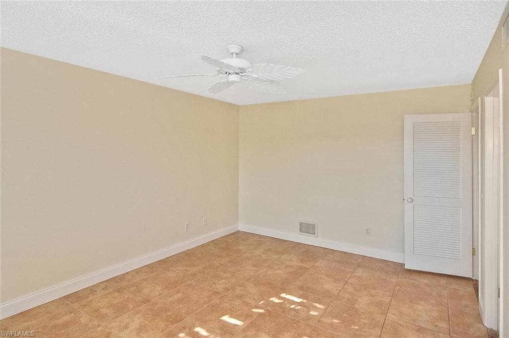 13511 Stratford Place CIR # 302, FORT MYERS FL 33919-33