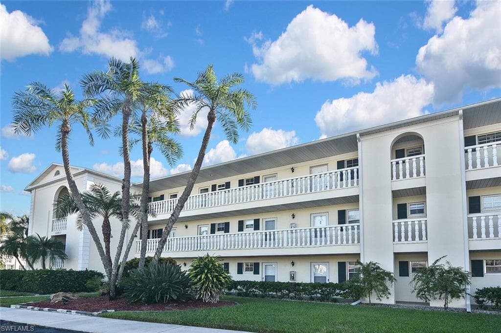 13511 Stratford Place CIR # 302, FORT MYERS FL 33919-49