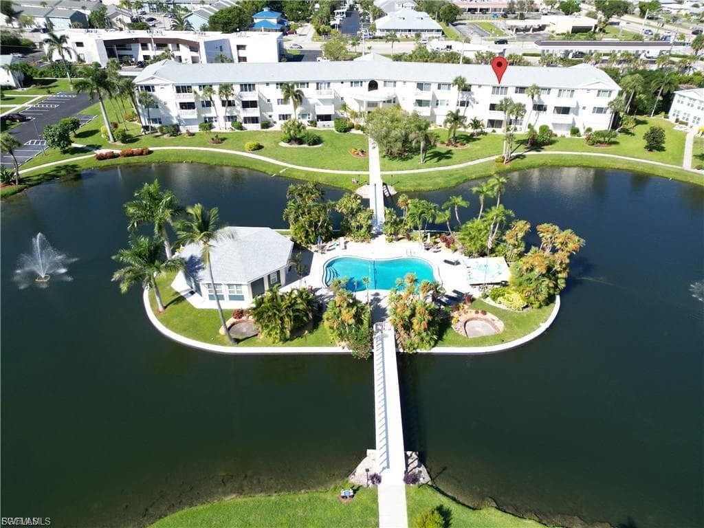 13511 Stratford Place CIR # 302, FORT MYERS FL 33919-39