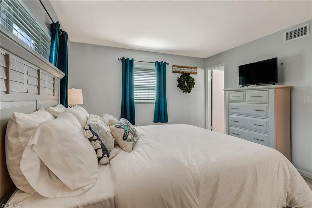 1351 Curlew AVE # 104, NAPLES FL 34102-14
