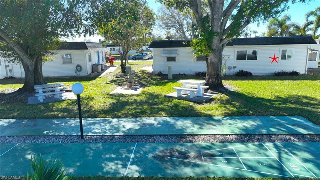 13 Hamlin CT, LEHIGH ACRES FL 33936-23