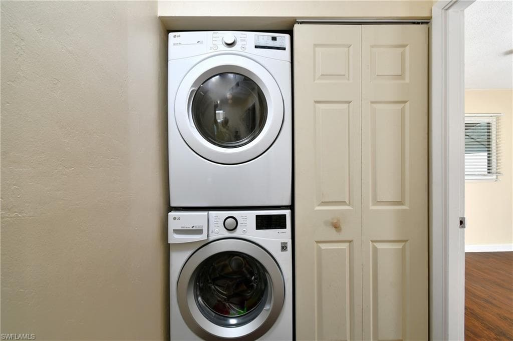 13 Hamlin CT, LEHIGH ACRES FL 33936-18