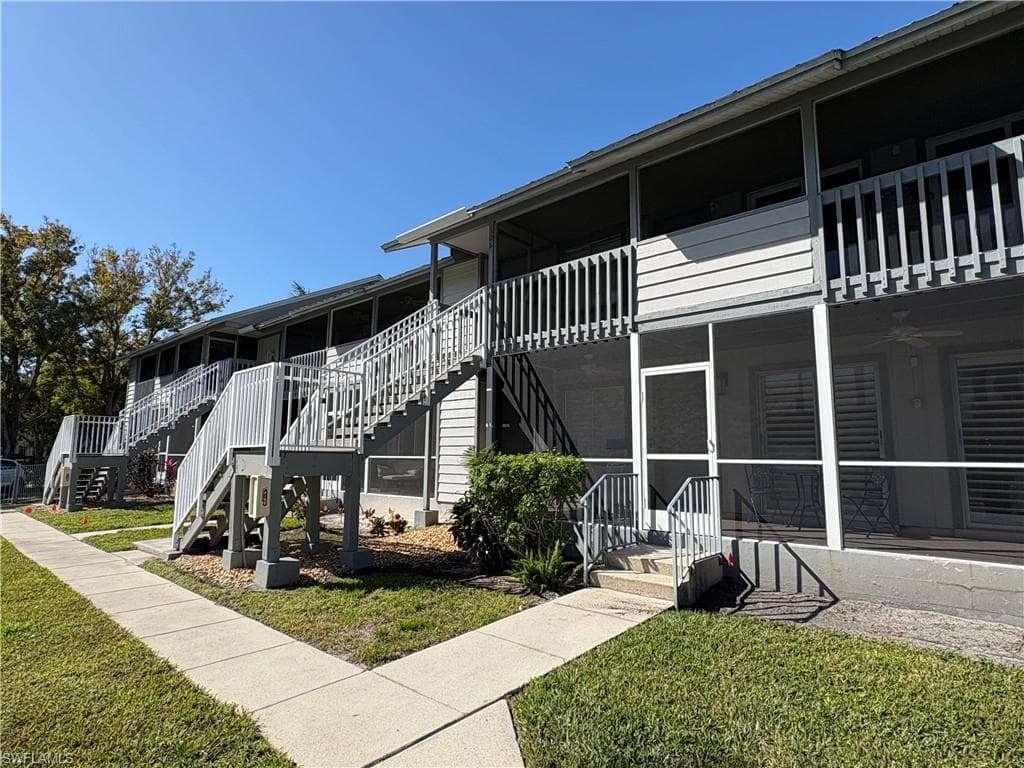 1251 7th AVE N # 306, NAPLES FL 34102-15
