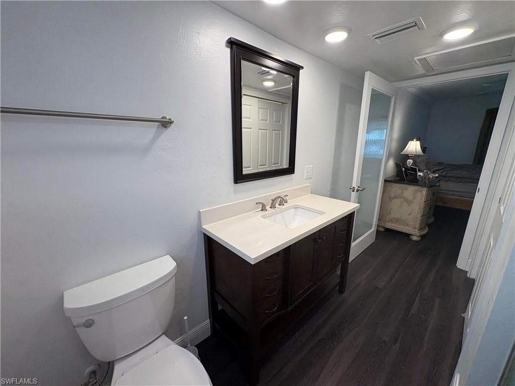 1251 7th AVE N # 306, NAPLES FL 34102-8