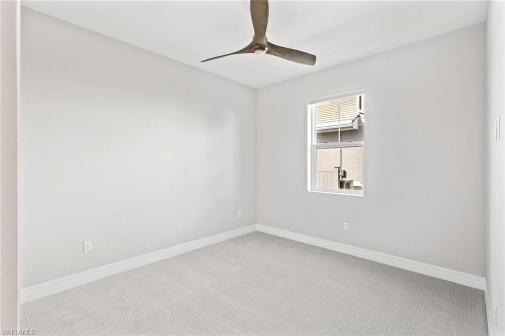 196 Indies DR E 101-27