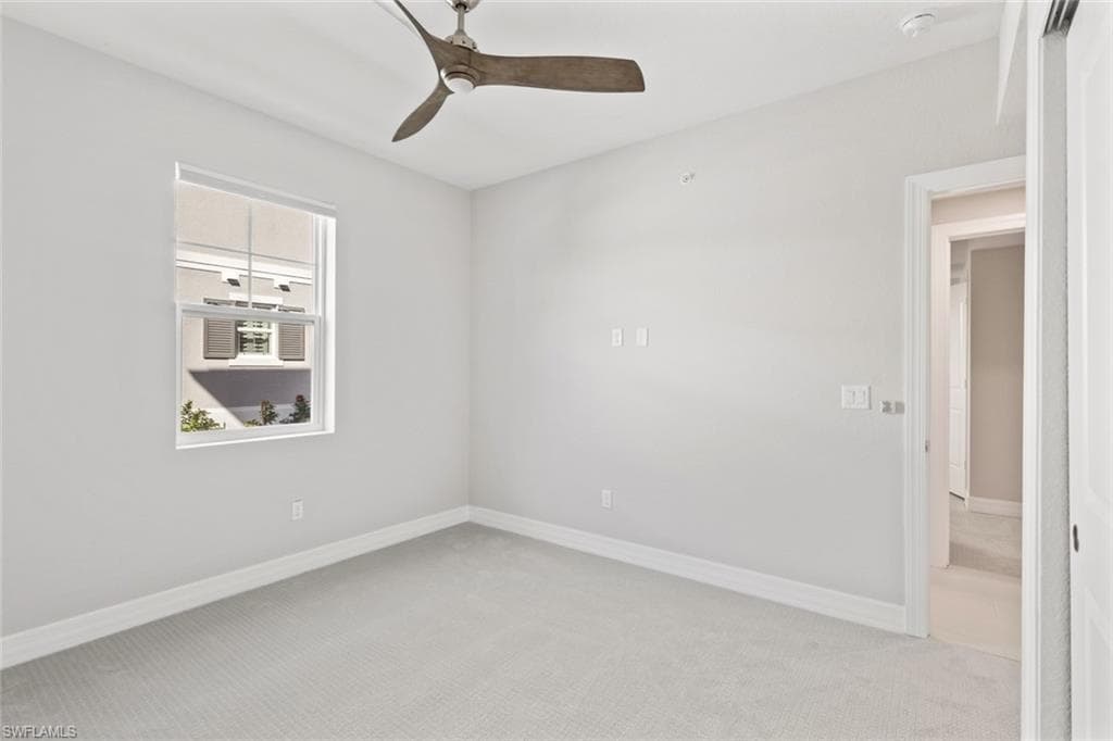 196 Indies DR E 101-29