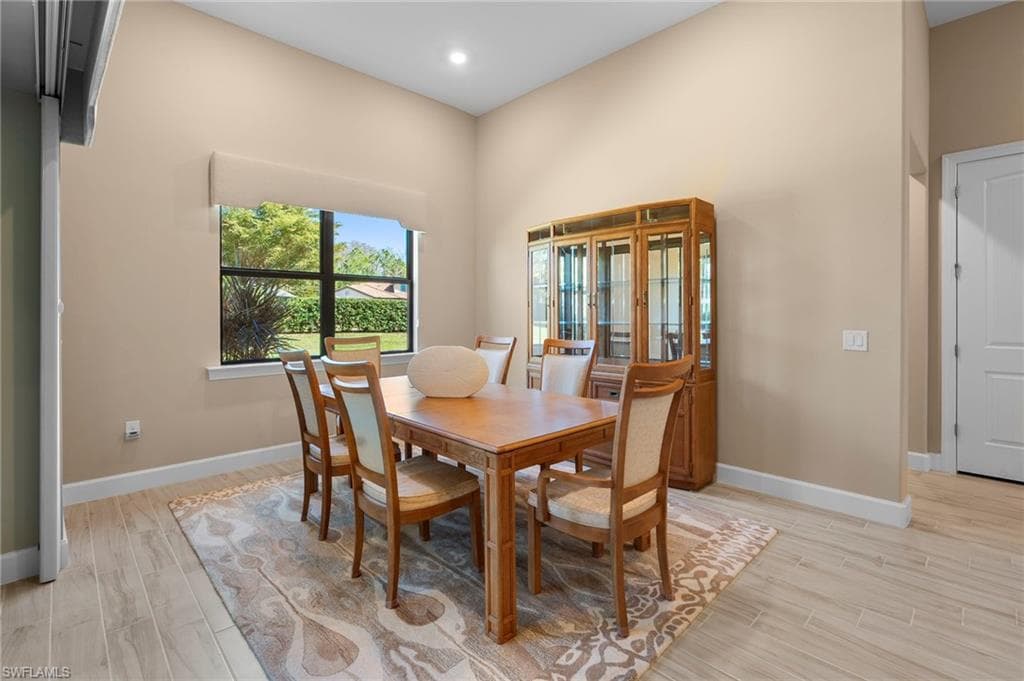 14310 Pine Hollow DR-12