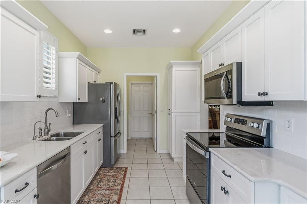 1777 Emerald Cove CIR-12