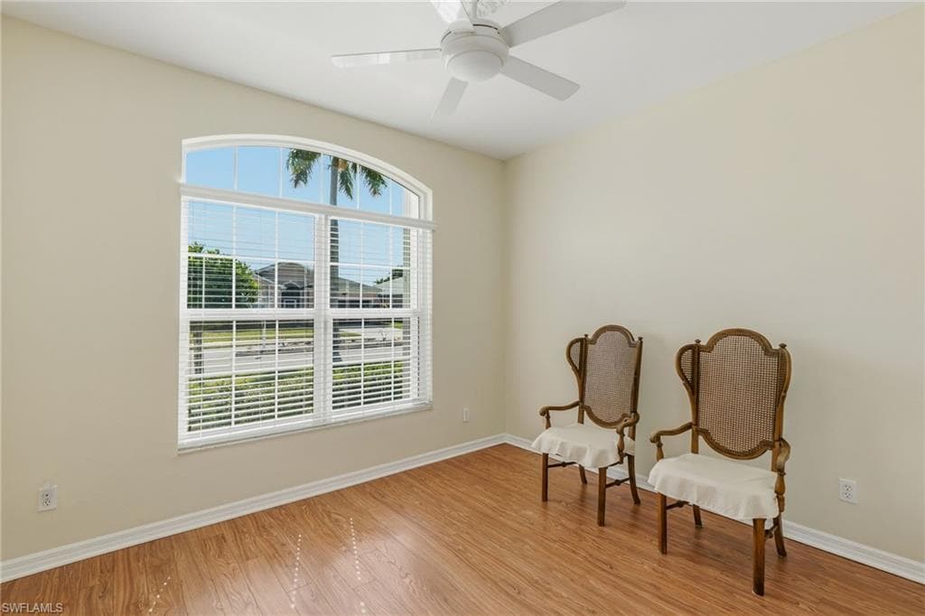 1777 Emerald Cove CIR-25