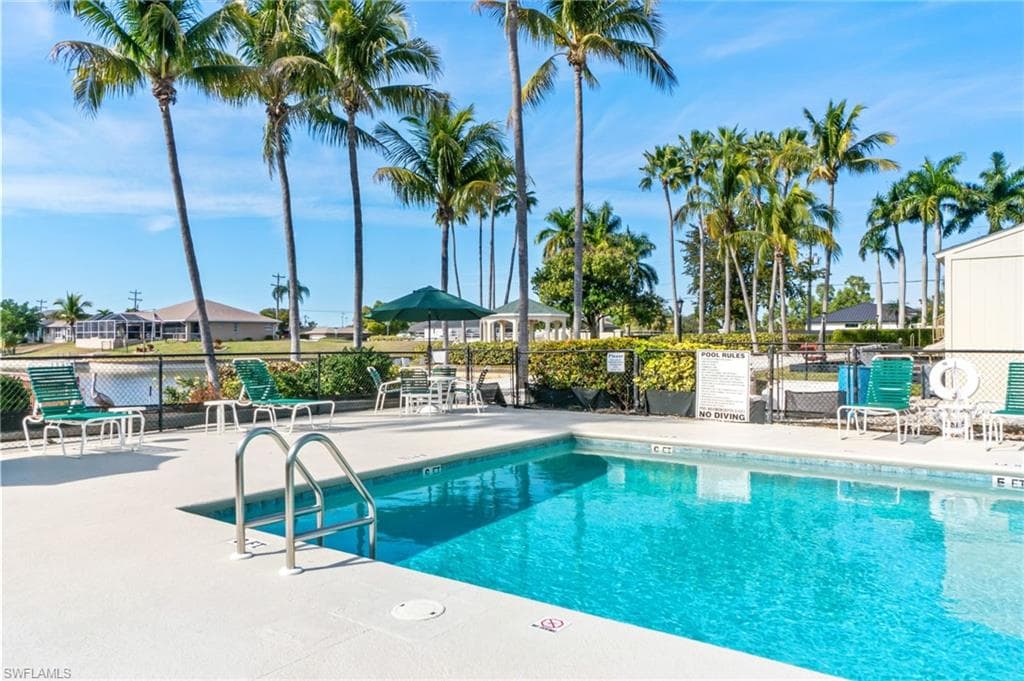 1777 Emerald Cove CIR-33