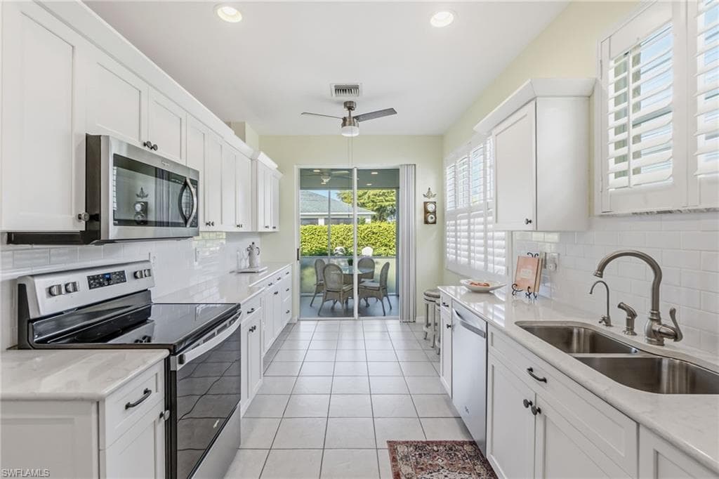 1777 Emerald Cove CIR-9