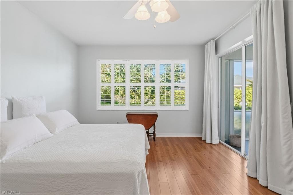 1777 Emerald Cove CIR-18