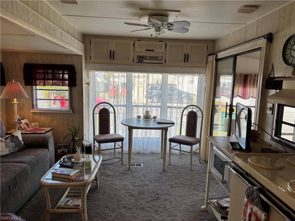 9 Jade DR # 9J, NAPLES FL 34114-12