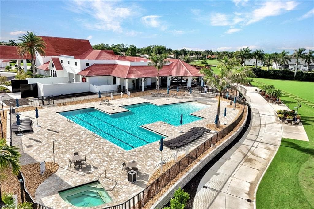 7360 Glenmoor LN # 4301, NAPLES FL 34104-22