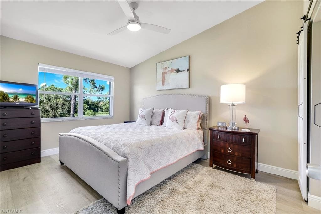 7360 Glenmoor LN # 4301, NAPLES FL 34104-5