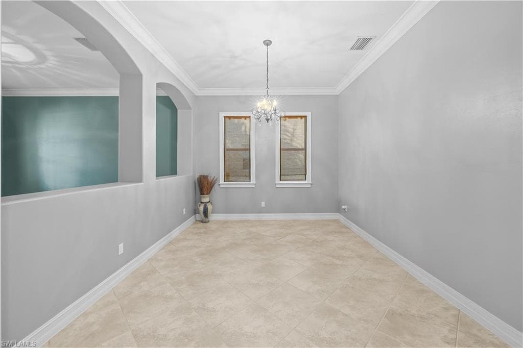 8250 Sumner AVE, FORT MYERS FL 33908-5