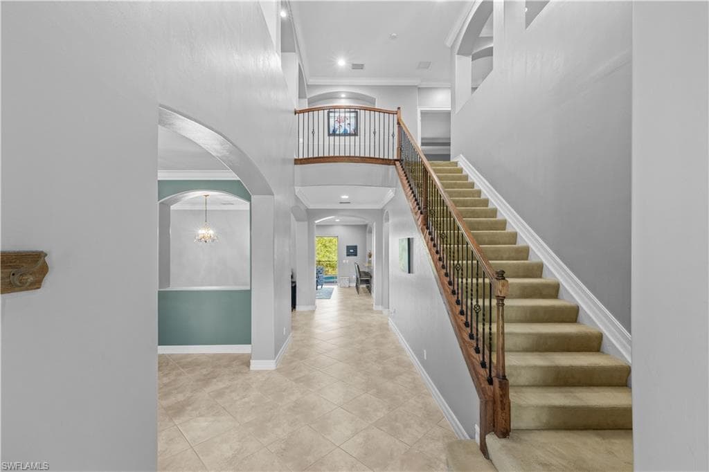 8250 Sumner AVE, FORT MYERS FL 33908-2