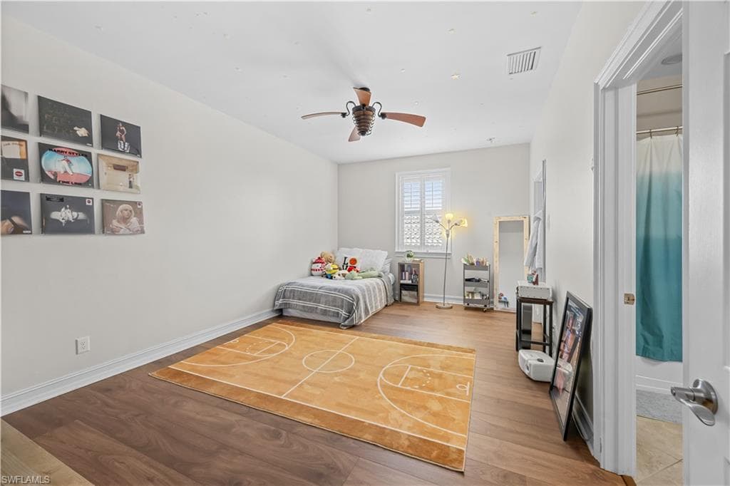 8250 Sumner AVE, FORT MYERS FL 33908-29