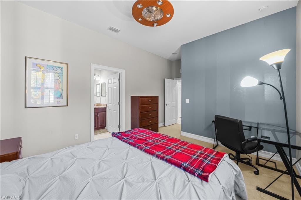 8250 Sumner AVE, FORT MYERS FL 33908-17