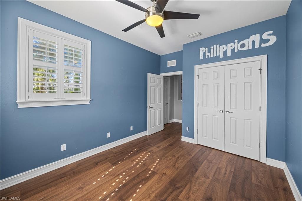 8250 Sumner AVE, FORT MYERS FL 33908-36