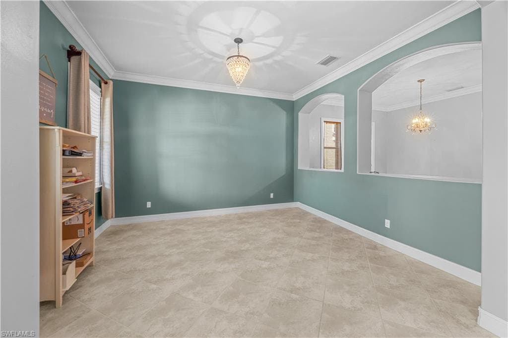 8250 Sumner AVE, FORT MYERS FL 33908-3