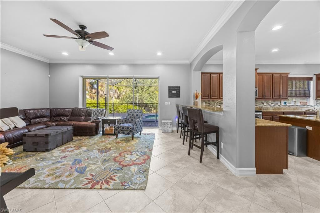 8250 Sumner AVE, FORT MYERS FL 33908-7