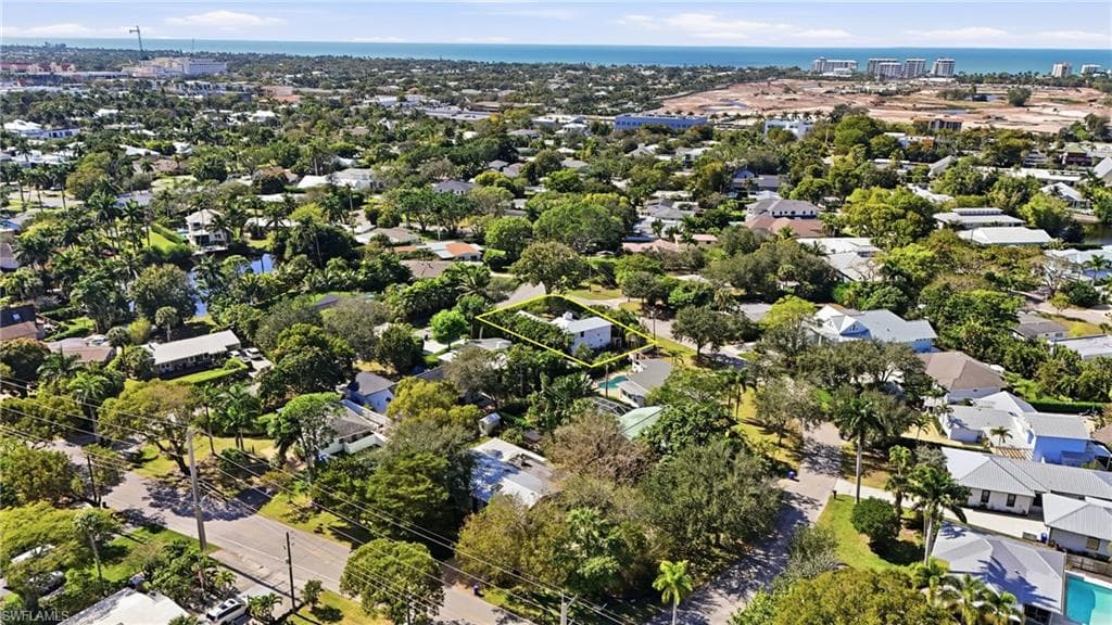 1260 Forest AVE, NAPLES FL 34102-4