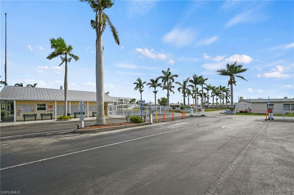 11731 Padina DR, FORT MYERS FL 33908-16