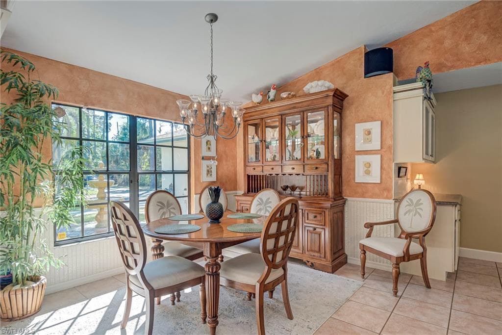 5423 Teak Wood DR, NAPLES FL 34119-5