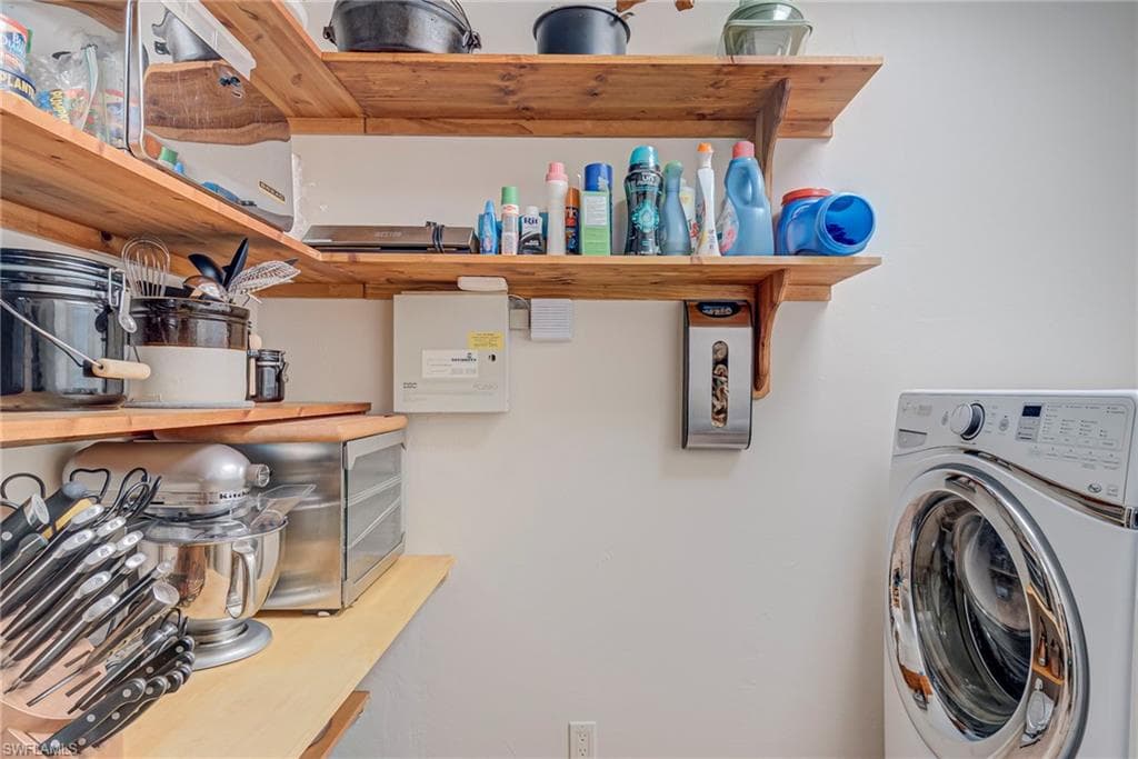 5423 Teak Wood DR, NAPLES FL 34119-11