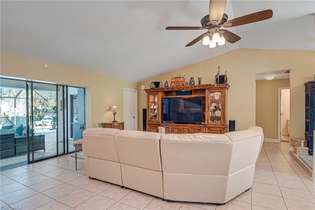 5423 Teak Wood DR, NAPLES FL 34119-2