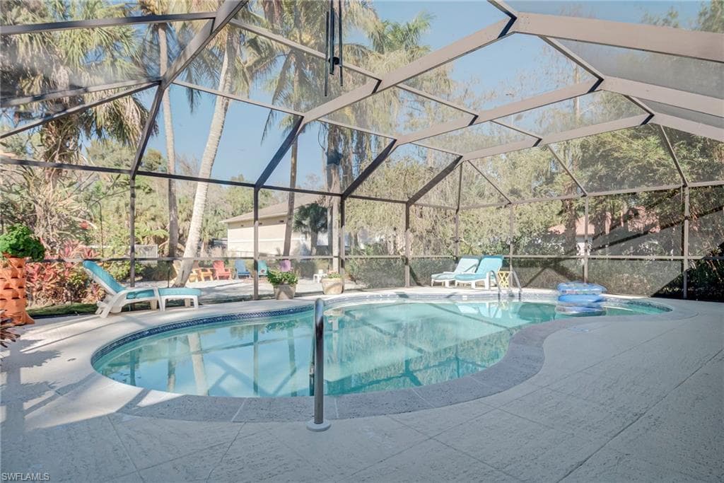 5423 Teak Wood DR, NAPLES FL 34119-19