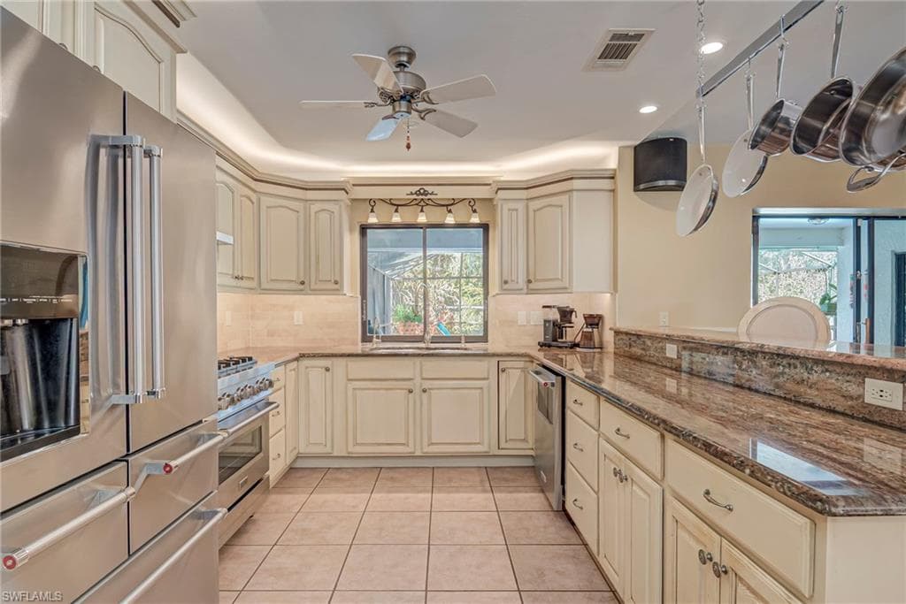 5423 Teak Wood DR, NAPLES FL 34119-8