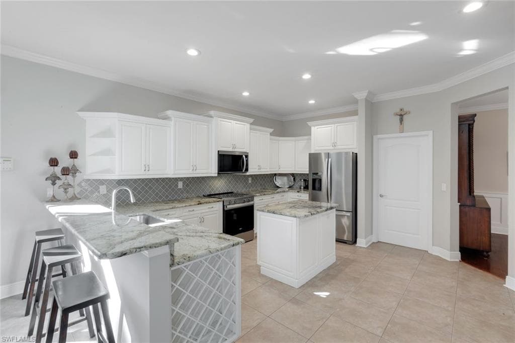 25295 Catskill DR-12
