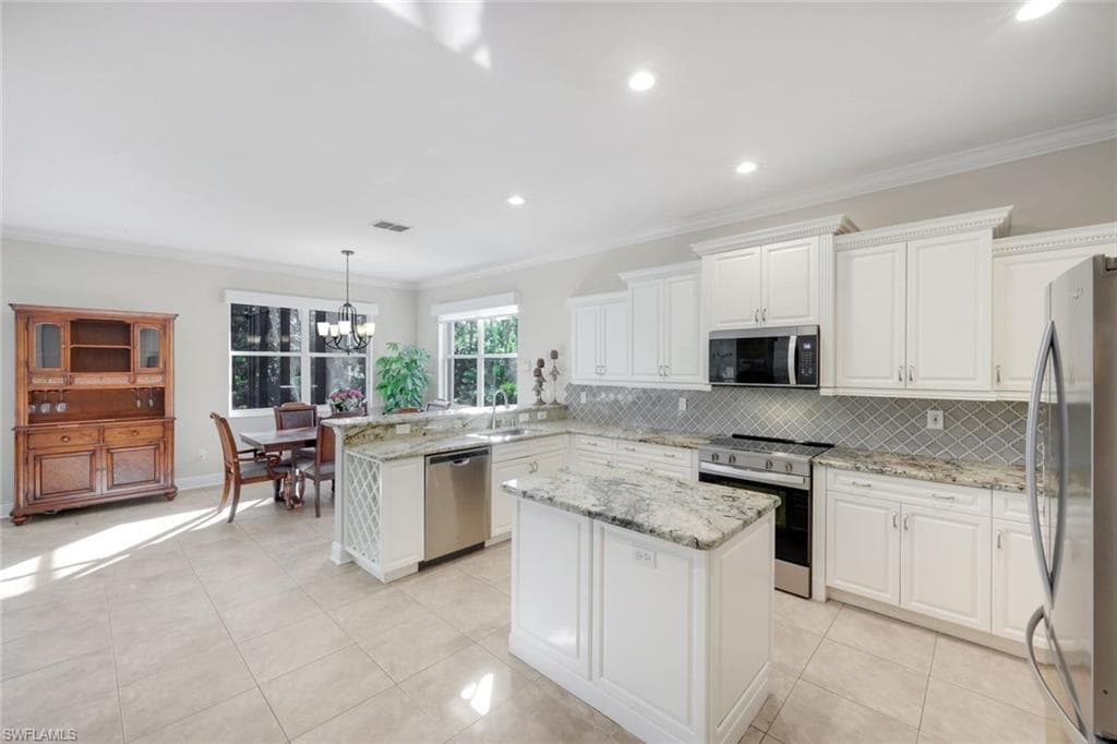 25295 Catskill DR-13