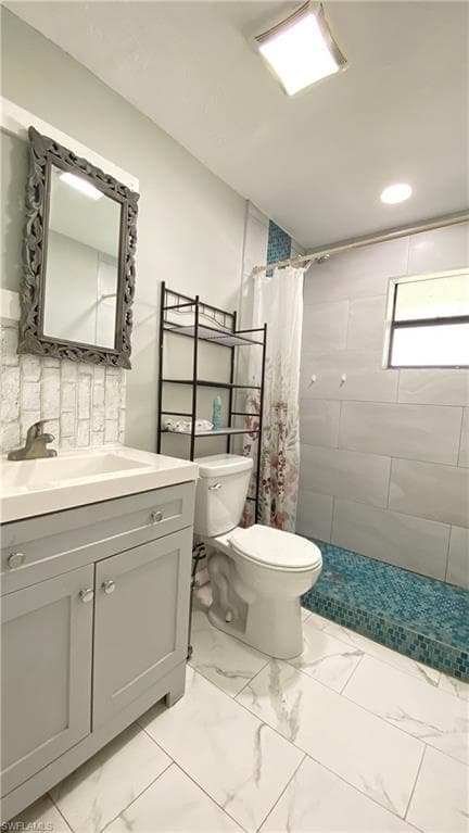 814 109th AVE N, NAPLES FL 34108-11