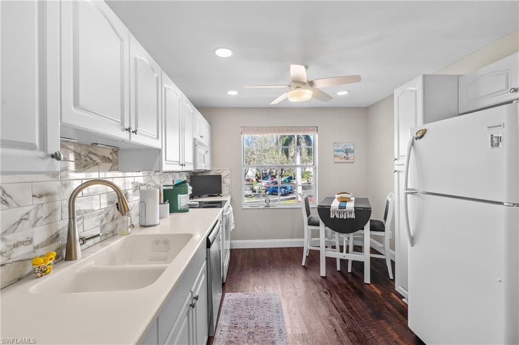541 Windsor SQ-5