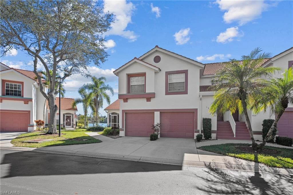 541 Windsor SQ-23